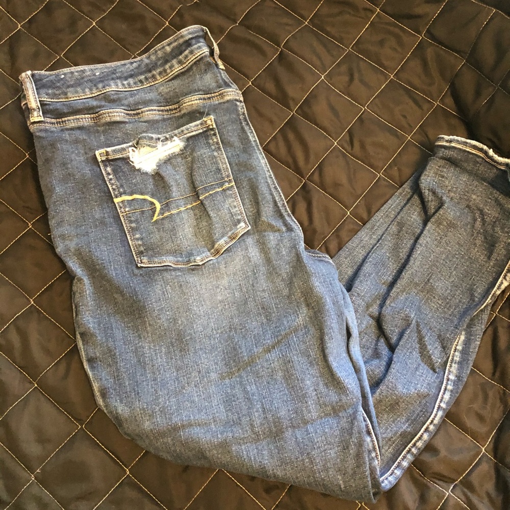 AE high waisted ripped jeans